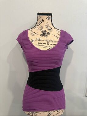 Guess by Marciano Purple and Black Ribbed Scoop Neck Tee